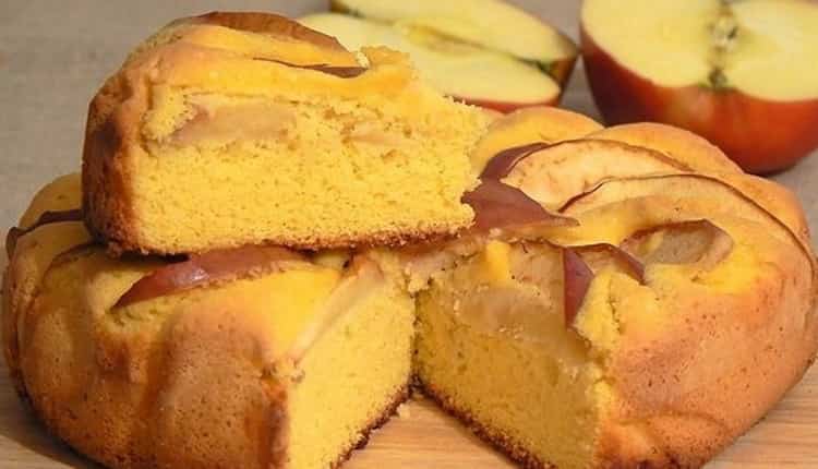 сколько калорий в шарлотке с яблоками и корицей